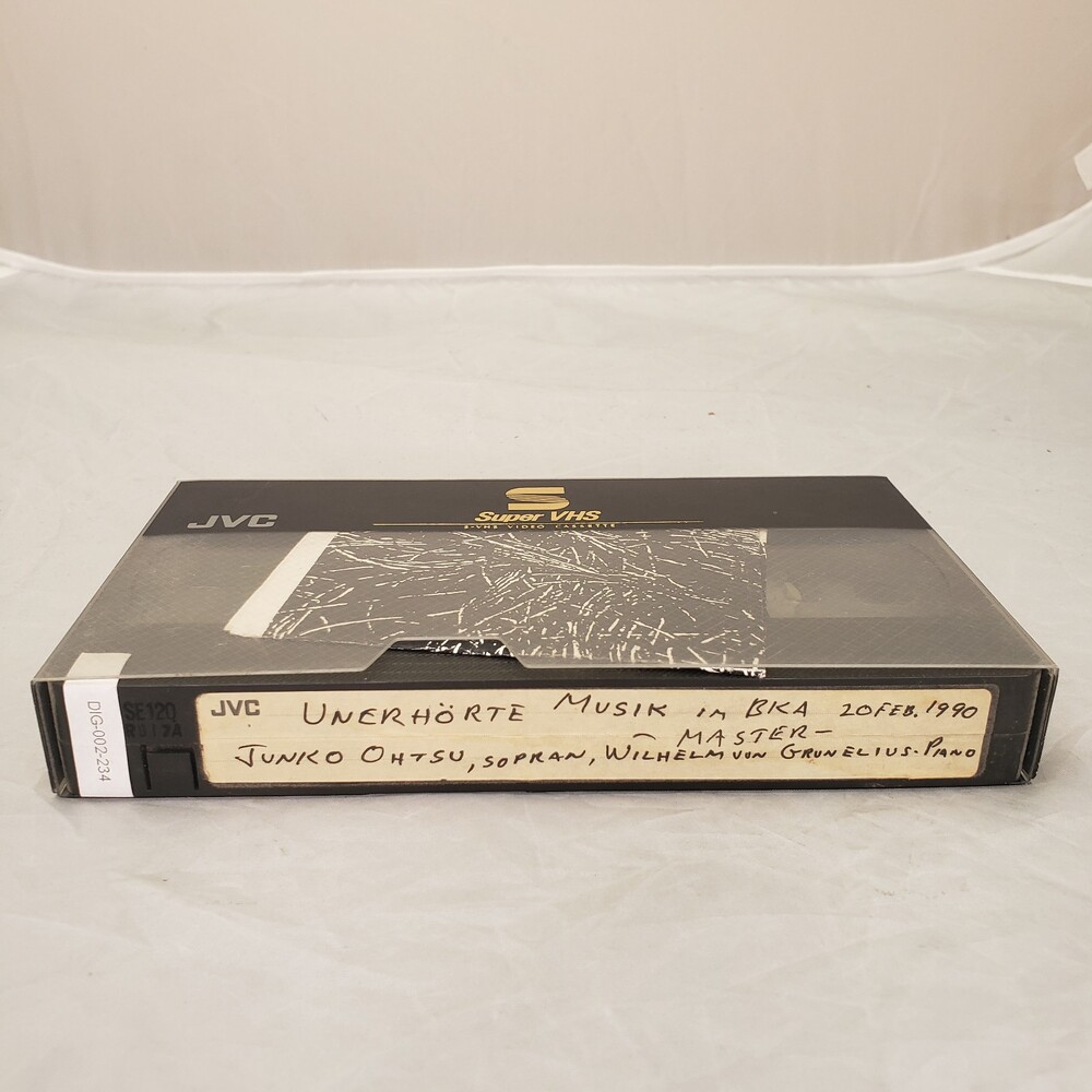 DIG-002-234.jpg DIG-002-234.jpg