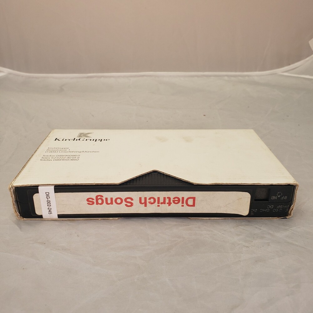 DIG-002-245.jpg DIG-002-245.jpg