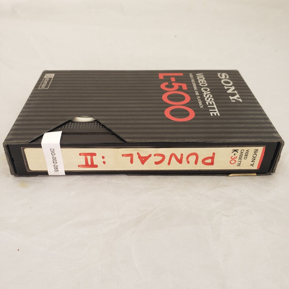 DIG-002-285.jpg DIG-002-285.jpg