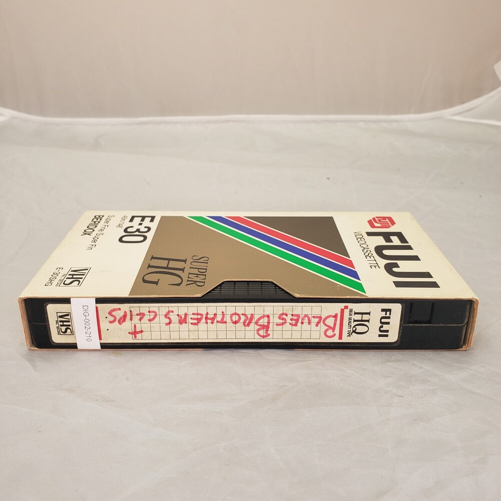 DIG-002-210.jpg DIG-002-210.jpg