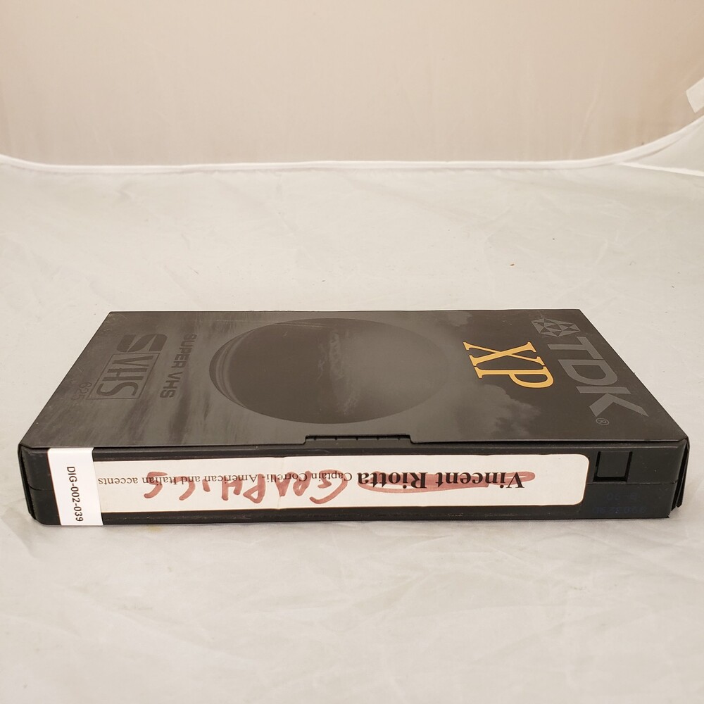 DIG-002-039.jpg DIG-002-039.jpg