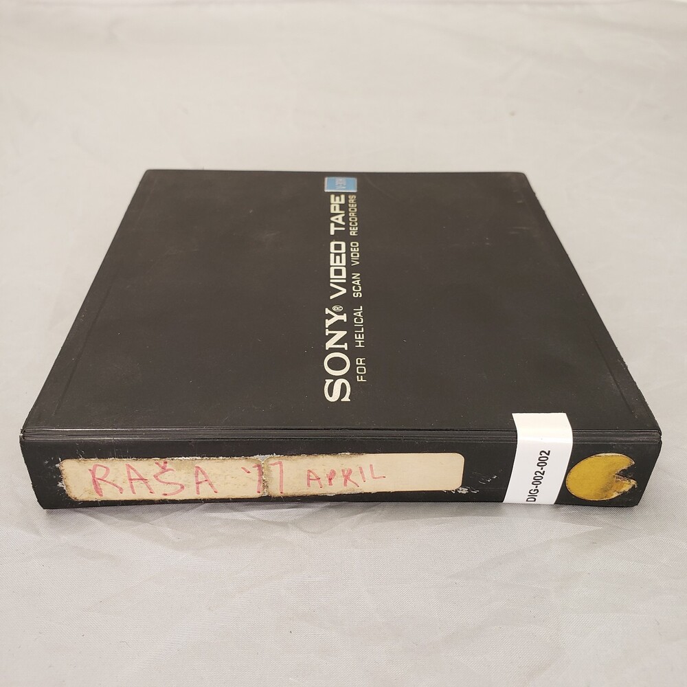 DIG-002-002.jpg DIG-002-002.jpg