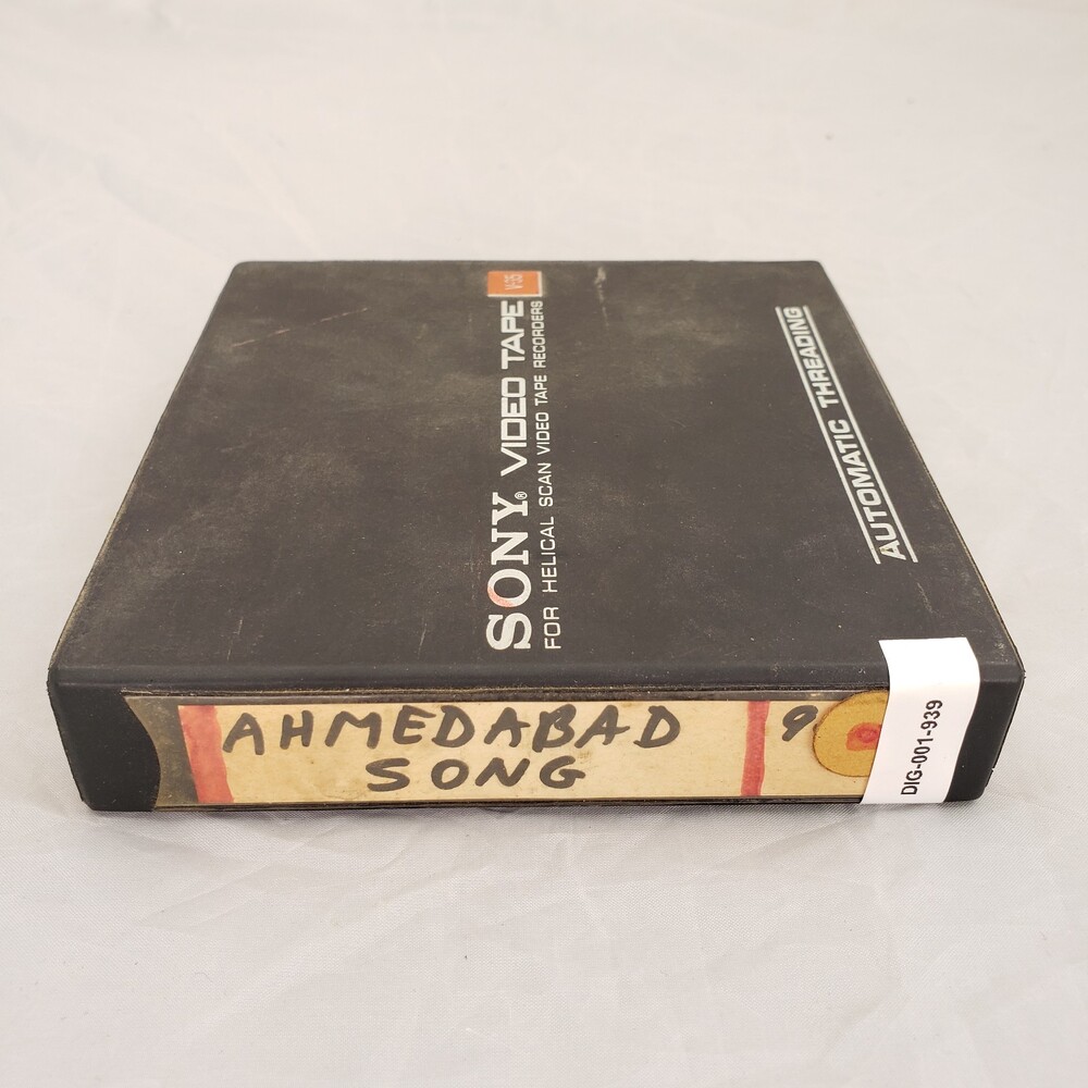 DIG-001-939.jpg DIG-001-939.jpg