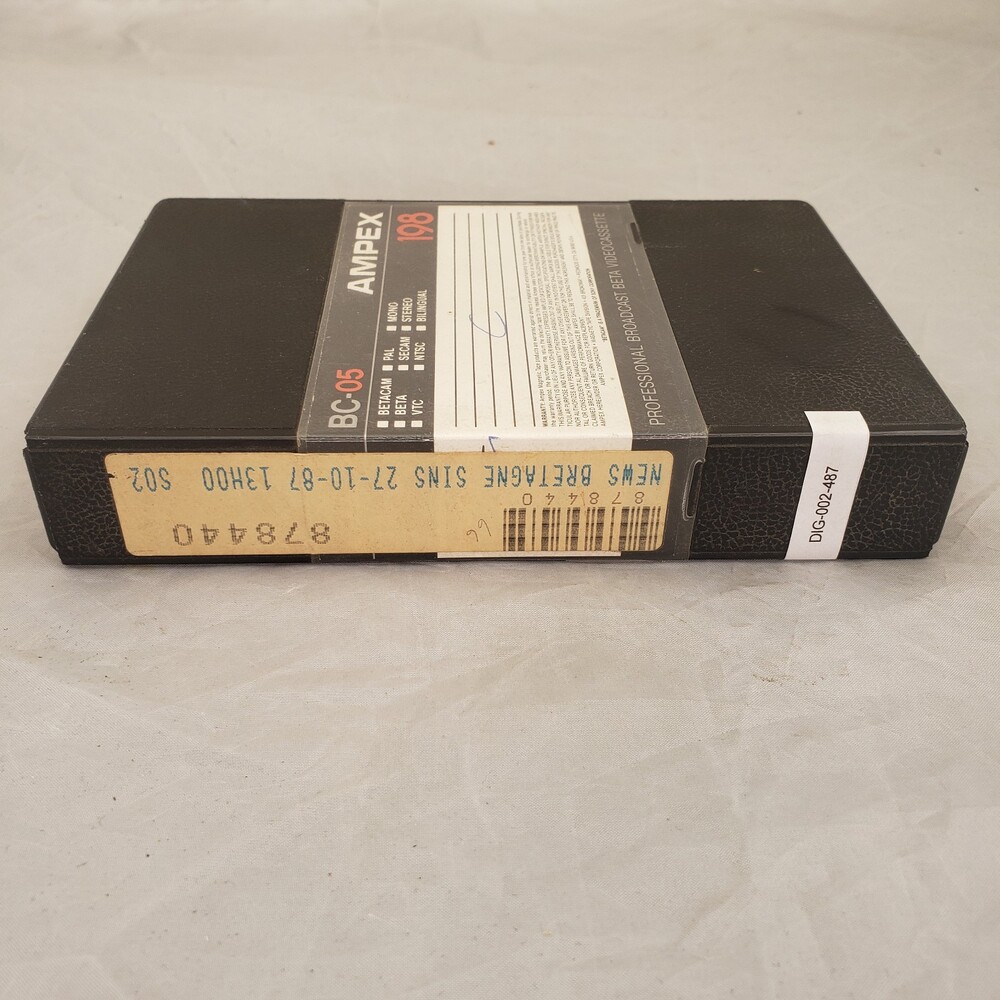 DIG-002-487.jpg DIG-002-487.jpg