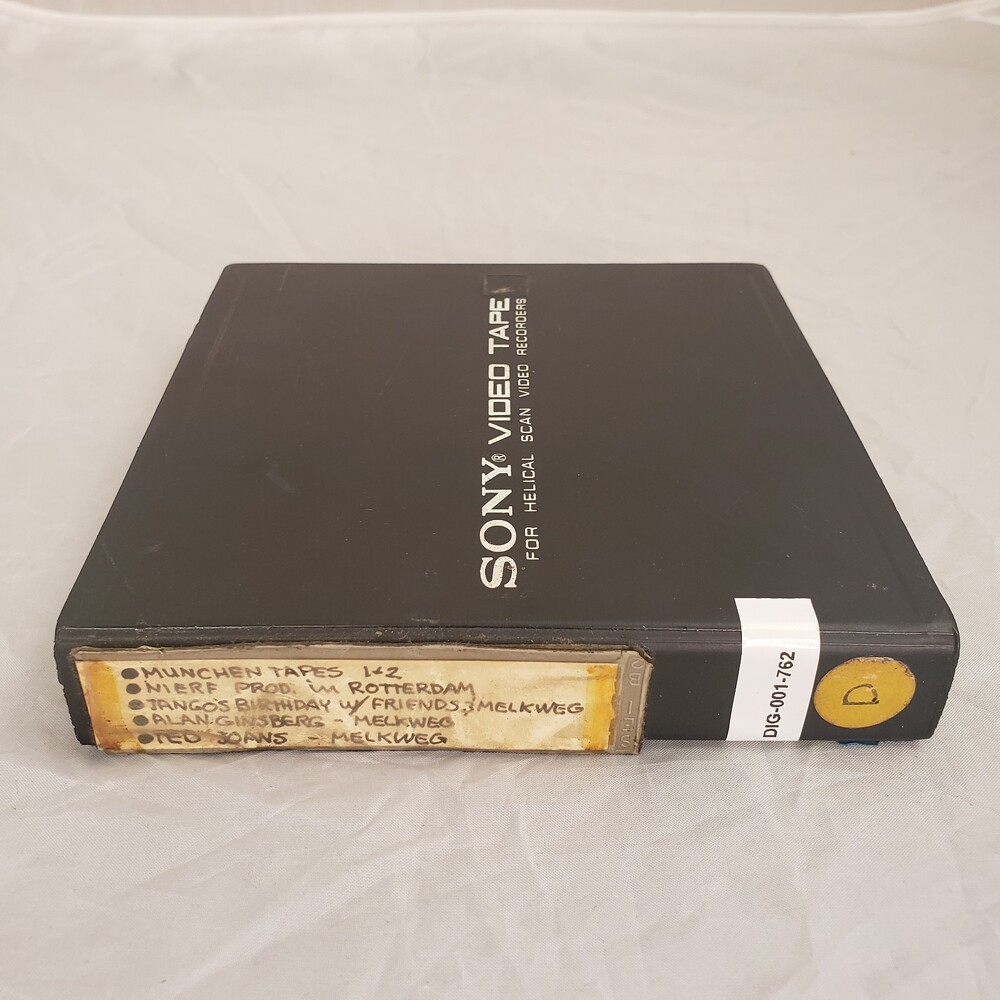 DIG-001-762.jpg DIG-001-762.jpg