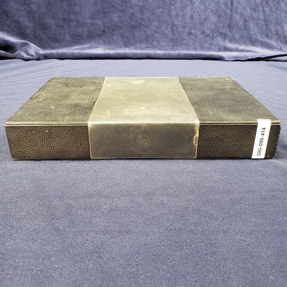 DIG-000-414.jpg DIG-000-414.jpg