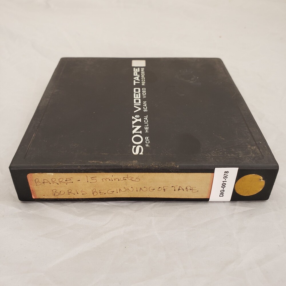 DIG-001-978.jpg DIG-001-978.jpg