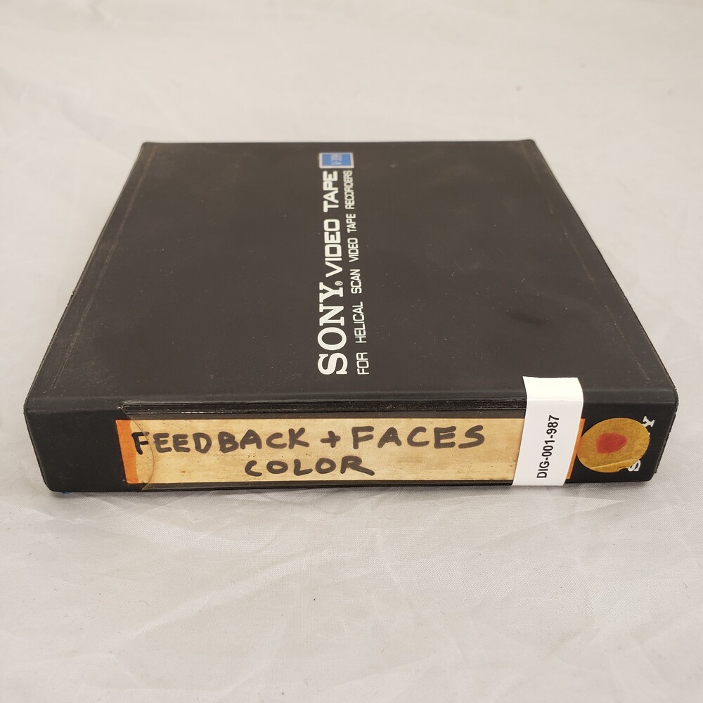 DIG-001-987.jpg DIG-001-987.jpg