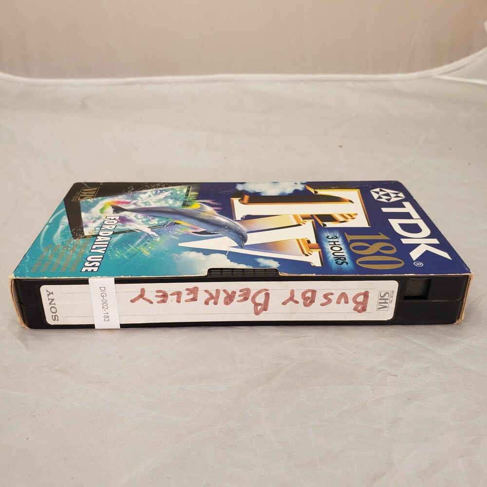 DIG-002-183.jpg DIG-002-183.jpg