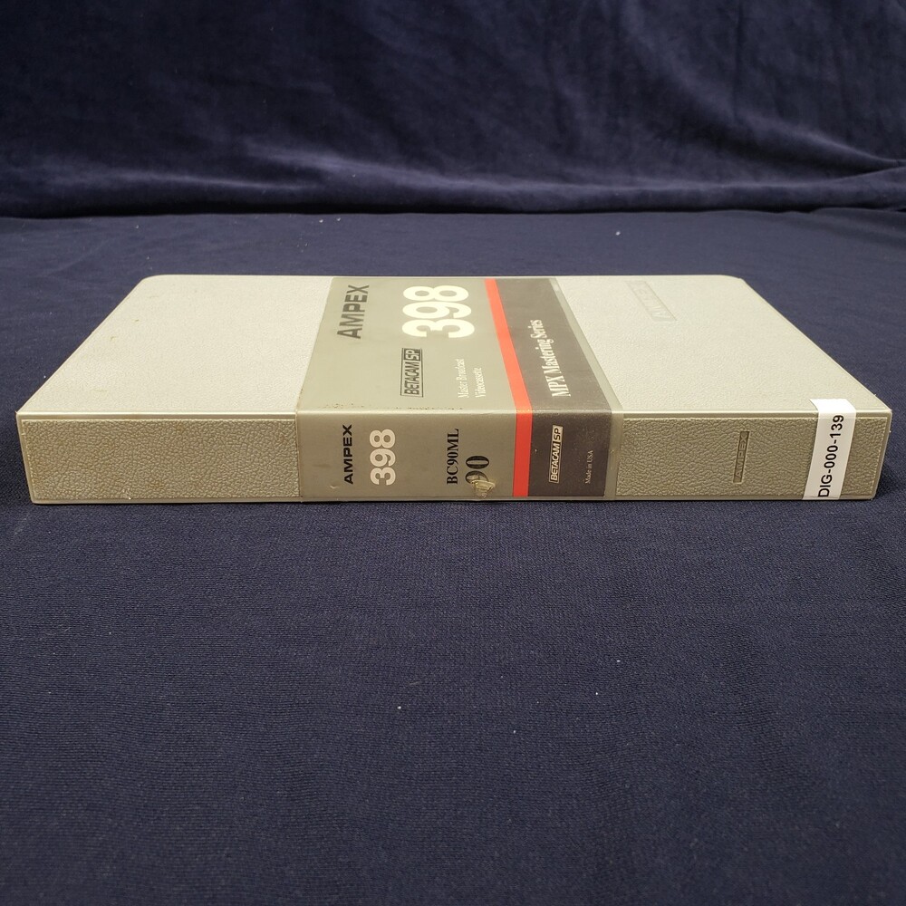 DIG-000-139.jpg DIG-000-139.jpg