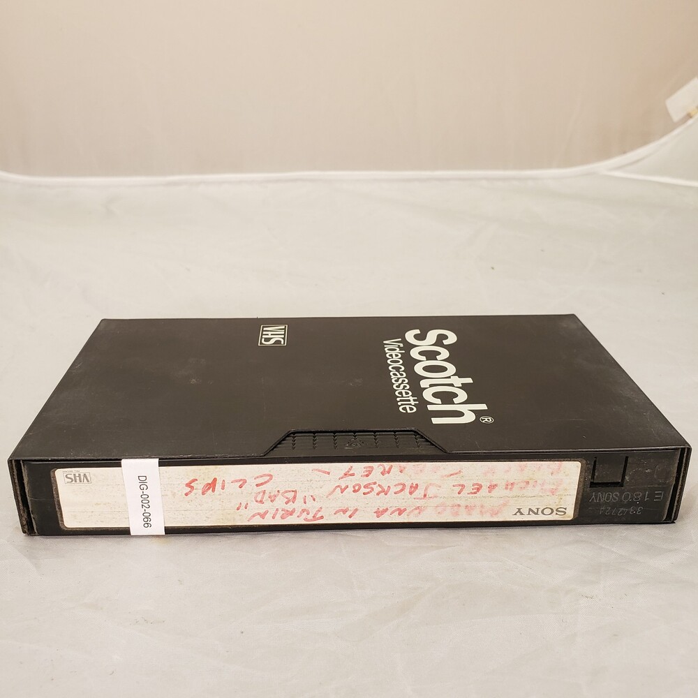 DIG-002-066.jpg DIG-002-066.jpg