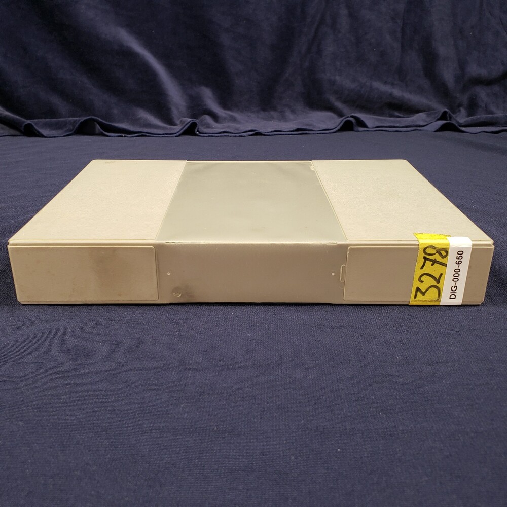 DIG-000-650.jpg DIG-000-650.jpg