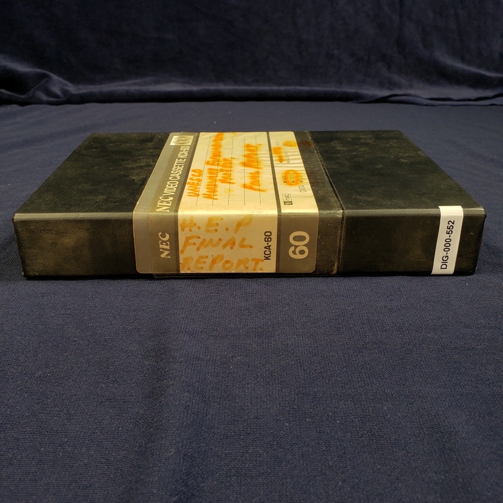 DIG-000-552.jpg DIG-000-552.jpg