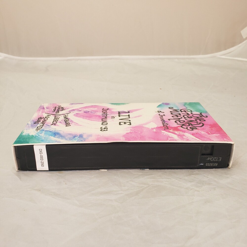 DIG-002-250.jpg DIG-002-250.jpg